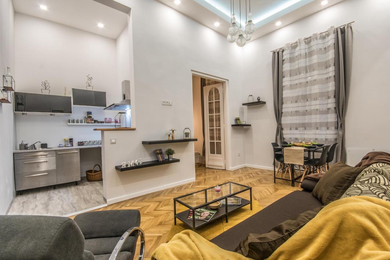 Semmihome Budapest Semmelweis Street エクステリア 写真