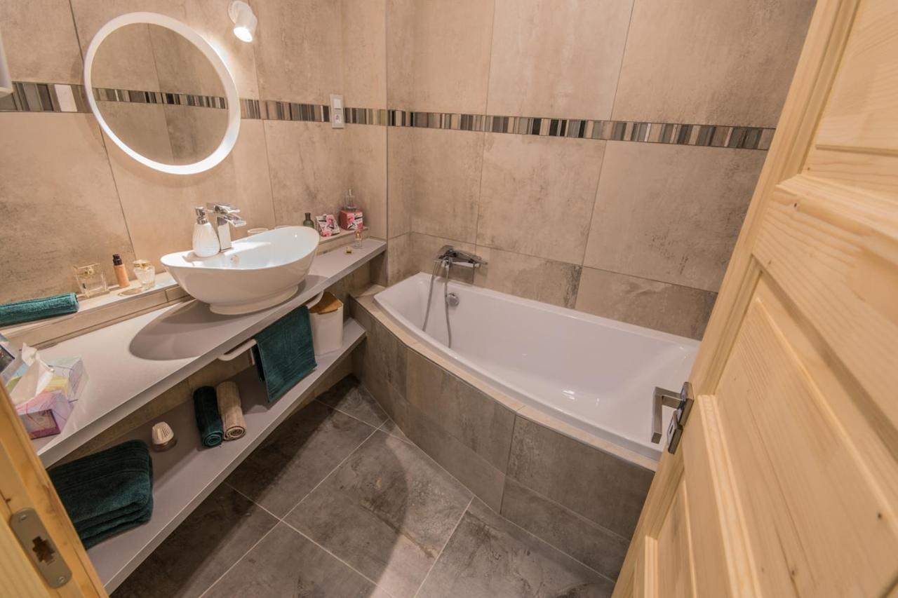 Semmihome Budapest Semmelweis Street エクステリア 写真